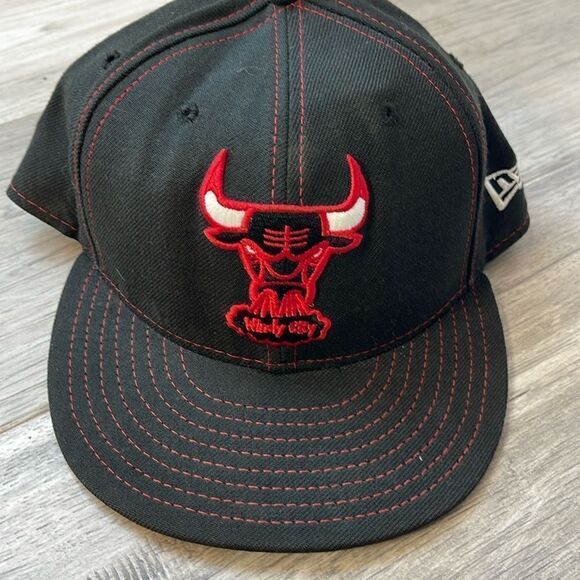 NWOT New Era 9fifty Chicago Bulls Cap Hat 7.5 - Picture 1 of 4